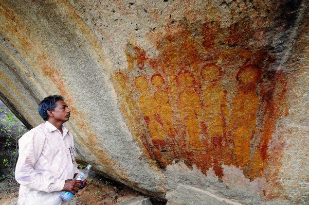 10,000-year-old cave paintings depicting aliens found in India