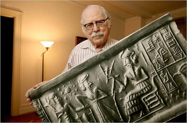 3000-Year-Old Artifact Shows Ancient Astronaut Arrived In A Spaceship On Earth
